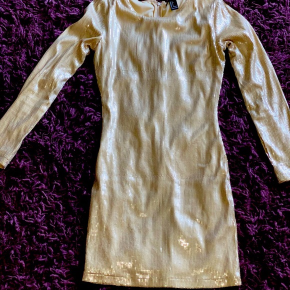 Dresses & Skirts - forever 21 Gold Dress